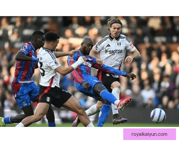 颜骏凌职业轨迹：中超主力门将位置稳固，国家队表现稳健之路